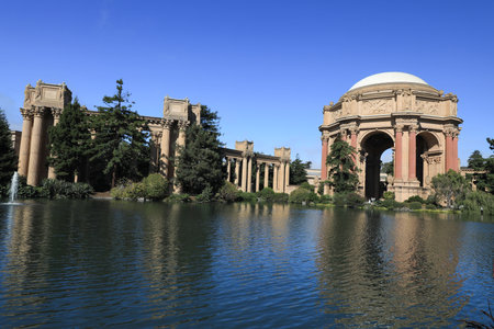 Palace of Fine Arts, Marina District, San Franciscoの写真素材