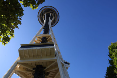 Seattle, Washington, USA - AUGUST 11, 2025: Close View of Space Needle Observation Tower in Seattle Cityscapのeditorial素材