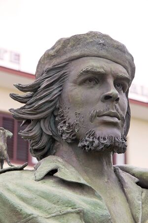 Che Guevara statue in front of the Cuban Comunist Party Provincial Commitee, Santa Clara, Cuba