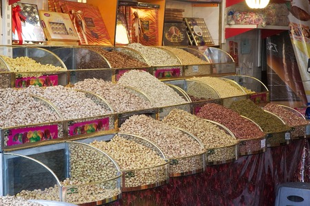 Fruit for sale in a shop inside the Teharn bazaar, Tehran, Iranのeditorial素材