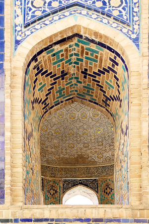 Architecture details of the building at the Shah-i-Zinda, Samarkand, Uzbekistan. の写真素材