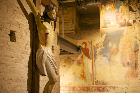 Jesus crucifixion at the Siena Cathedral, Siena, Tuscany, Italyのeditorial素材