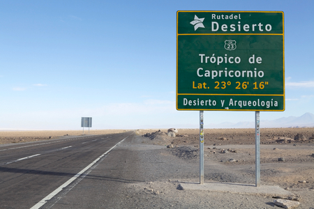 Sign marking the Tropic of Capricorn in the Atacama desert, Chileのeditorial素材