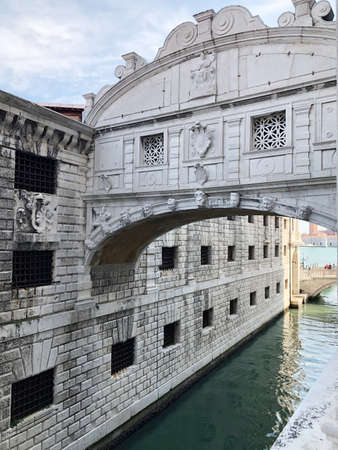 The Bridge of Sighs and Piombi prison at the Doge Palace, Paazzo Ducale, two of the main landmarks of the city of Venice in northern Italy.のeditorial素材