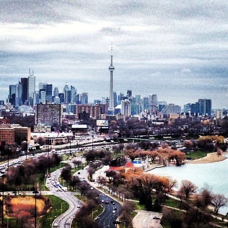 City of Toronto from a condo rooftop の素材