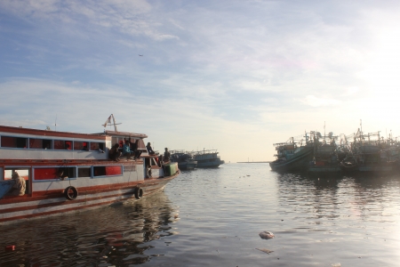 Fishing boat at the port of Muara Angke, North Jakarta, Indonesia, on Friday, June 28, 2013.のeditorial素材