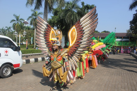 A number of group art show the traditional arts in celebration of the anniversary of the Bogor Regency to-528, Sunday, June 8, 2014 のeditorial素材