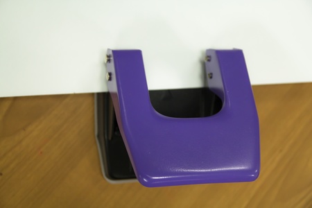 paper punch,To penetrate the paper の写真素材