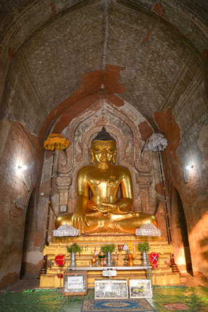 Bagan, Myanmar - April 22, 2016 : Buddha statue image for people praying at Htilominlo Temple in Bagan, Myanmarのeditorial素材