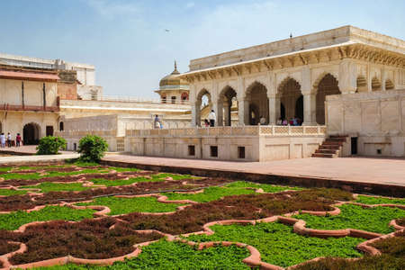 Khas Mahal and facing garden, Agra Fort, Agra, Indiaのeditorial素材
