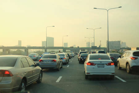 Bangkok, Thailand - 4 Oct 2018 :  Cars Traffic on Sirat Expressway in Bangkok at the morning.のeditorial素材