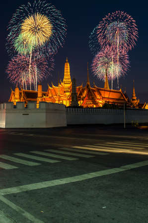 Father celebrate in Wat Phra Kaew, Bangkok - Thailandの写真素材