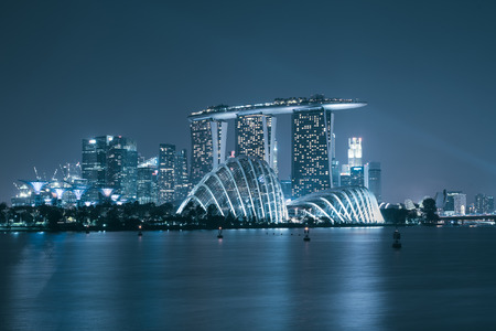 Singapore skyscaper in marina bay at nightのeditorial素材