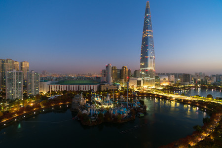 South Korea skyline of Seoul, The best view of South Korea with Lotte world mall at Jamsil in Seoul.のeditorial素材