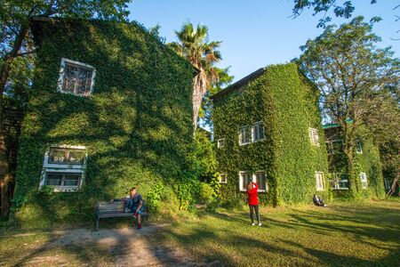 Chiang Mai,THAILAND - JAN 18, 2018 : Unidentified tourists take pictures at Kaomai Lanna Resort.のeditorial素材