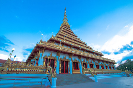 KHON KAEN, THAILAND - May 4, 2018 : Nongwang Temple (Phra Mahathat Kaen Nakhon), Royal monastery, 9th floor pagoda with blue sky.のeditorial素材