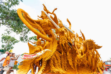NAKHON RATCHASIMA, THAILAND - JULY 11 : The traditional candle procession festival of Buddha on July 11, 2014 in Nakhon Ratchasima, thailand.のeditorial素材
