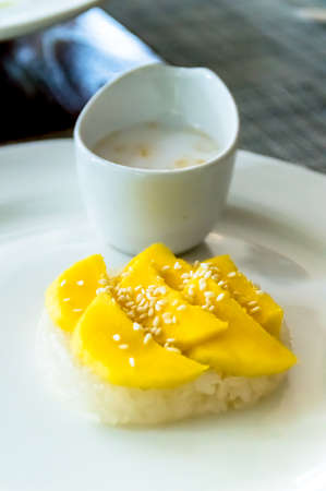 Mango sticky riceの写真素材
