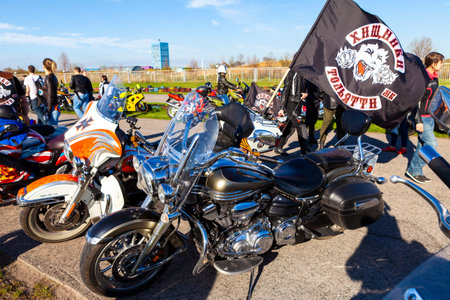 TOLYATTI, RUSSIA, MAY 09, 2018: show of bikers dedicated to Victory Day. Motorcycles with flags. Motorcycle Festival.のeditorial素材