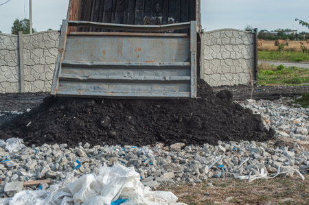 truck body pours asphalt, gravel, dump truck, industryの写真素材