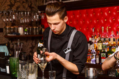 Grodno, Belarus - May 06, 2017: The bartender working in the London barのeditorial素材