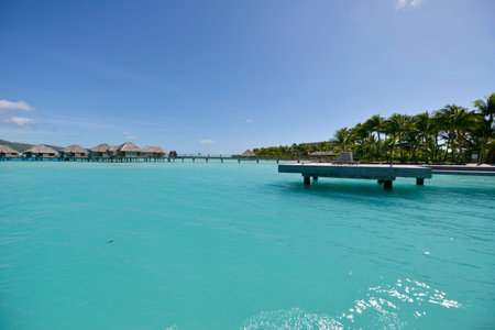 Crystal clear waters of tropical Bora Bora in Bora Bora, French Polynesiaのeditorial素材