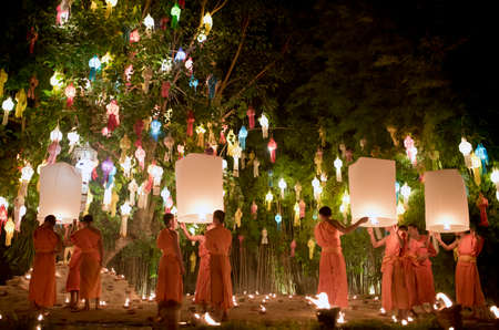Monks from Chiang Mai Yee Peng Festival are celebrating, Thailandのeditorial素材
