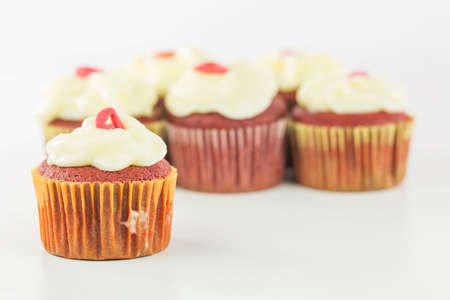  Red velvet cupcakes with sugar glazingの写真素材