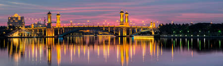 Putrajaya lake bridge at sunsetのeditorial素材