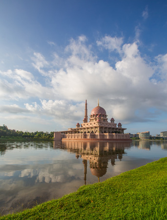 The Putra Mosque in the morning hours, Putrajaya, Malaysiaのeditorial素材