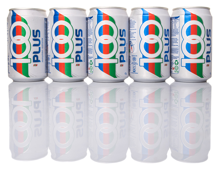 KUALA LUMPUR, MALAYSIA - APRIL 17TH, 2015. 100Plus  is a brand of carbonated isotonic sports drink manufactured by Fraser & Neave Limited, a global food and beverage conglomerate based in Singapore.のeditorial素材