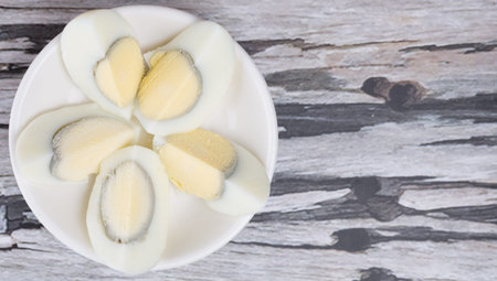 Hard boiled eggの写真素材