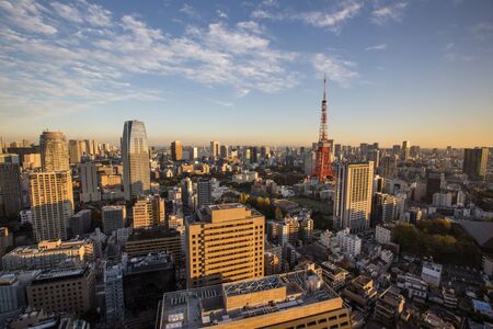 TOKYO, JAPAN - 6TH DECEMBER 2015. View of Tokyo Tower and surrounding Tokyo metropolitan areas at duskのeditorial素材