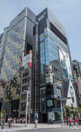 GINZA,TOKYO, JAPAN - MAY 6TH, 2016. Tourists and locals walking in Ginza Street, an upscale and popular shopping district in Tokyo.のeditorial素材