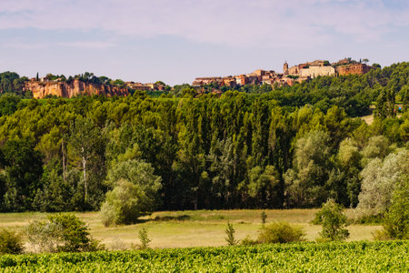Red rocks of Colorado provencal in Roussillon, Plateau de Vaucluse, Provence in France. summer landscape.の写真素材