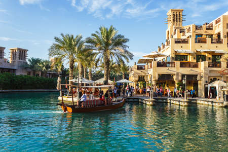 DUBAI, UAE - NOVEMBER 15: View of the  Souk Madinat Jumeirah. Madinat Jumeirah encompasses two hotels and clusters of 29 traditional Arabic houses.  Nov 15, 2012 in Dubaiのeditorial素材