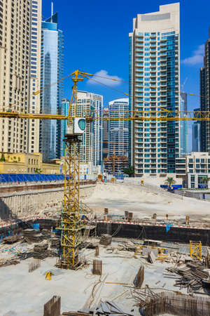 DUBAI, UAE - NOVEMBER 16:  Dubai Marina. Construction of skyscrapers in Dubai UAE  November 16, 2012のeditorial素材