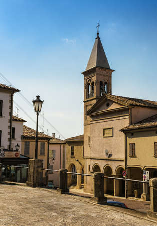 SAN - MARINO, ITALY - JUNE 22, 2014: Beautiful little streets of San - Marino waiting for tourists.のeditorial素材