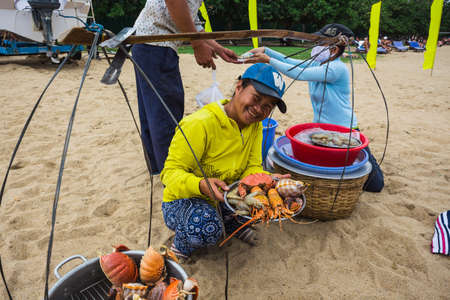 Nha Trang. Vietnam. NOV, 22, 2014. Sale of cooked seafood on the beach in Nha Trang. Vietnamのeditorial素材