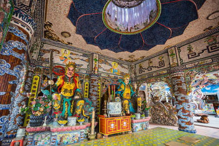 DALAT, 26 NOV 2014. Linh Phuoc pagoda at Da Lat City, Lam Dong province, Vietnam.のeditorial素材