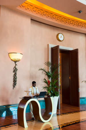 DUBAI, UAE - NOVEMBER 3: View Atlantis Hotel on November 3, 2013 in Dubai, UAE. The resort consists of two towers linked by a bridge, with a total of 1539 rooms.のeditorial素材