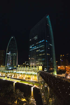 DUBAI, UAE - NOVEMBER 9, 2013: Dubai Marina skyline at dusk, Dubai, United Arab Emiratesのeditorial素材