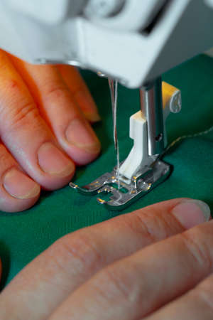 The sewing machine and item of clothing