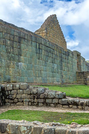 View of the ancient Inca ruins of Ingapirca, Ecuador, on an overcast dayの写真素材