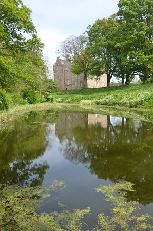 Pond at Kellie Castleのeditorial素材
