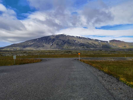 A view of the desolate rugged mountainous landscape of the Snaefellsness peninsula in Icelandの写真素材
