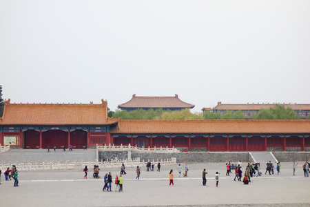 BEIJING, CHINA - APRIL 01, 2015: People visiting the Tiananmen meaning Gate of Heavenly Peaceのeditorial素材