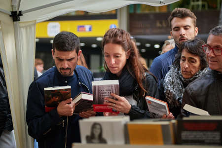 Barcelona, Spain - April 23 2019: St. George's Day, patron saint of catalonia, day of love, the book and the roseのeditorial素材