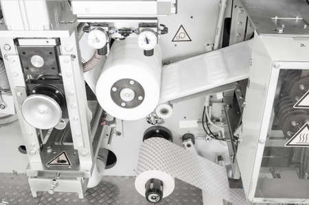 Industrial factory plant for the production of paper packaging