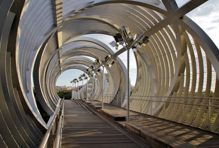 Arganzuela Footbridge, manzanares river - Madrid Spainのeditorial素材